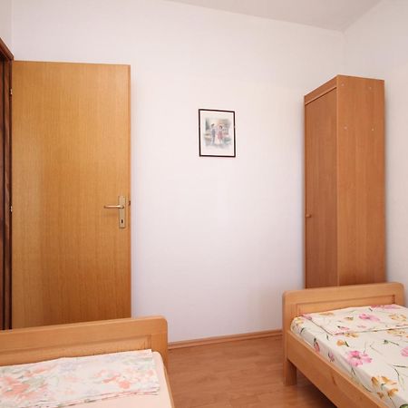 Apartments With A Parking Space Ivan Dolac, Hvar - 8797 Номер фото