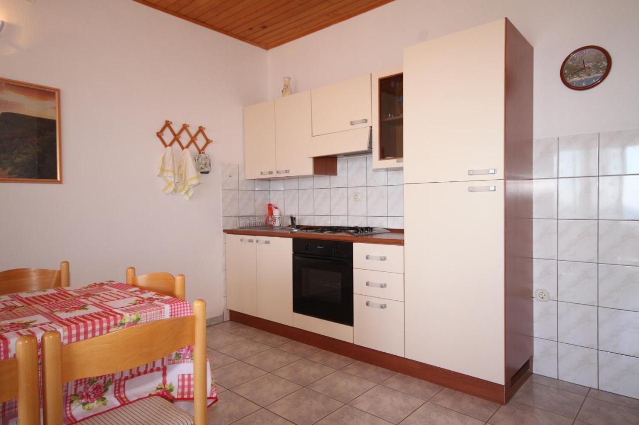 Apartments With A Parking Space Ivan Dolac, Hvar - 8797 Екстер'єр фото